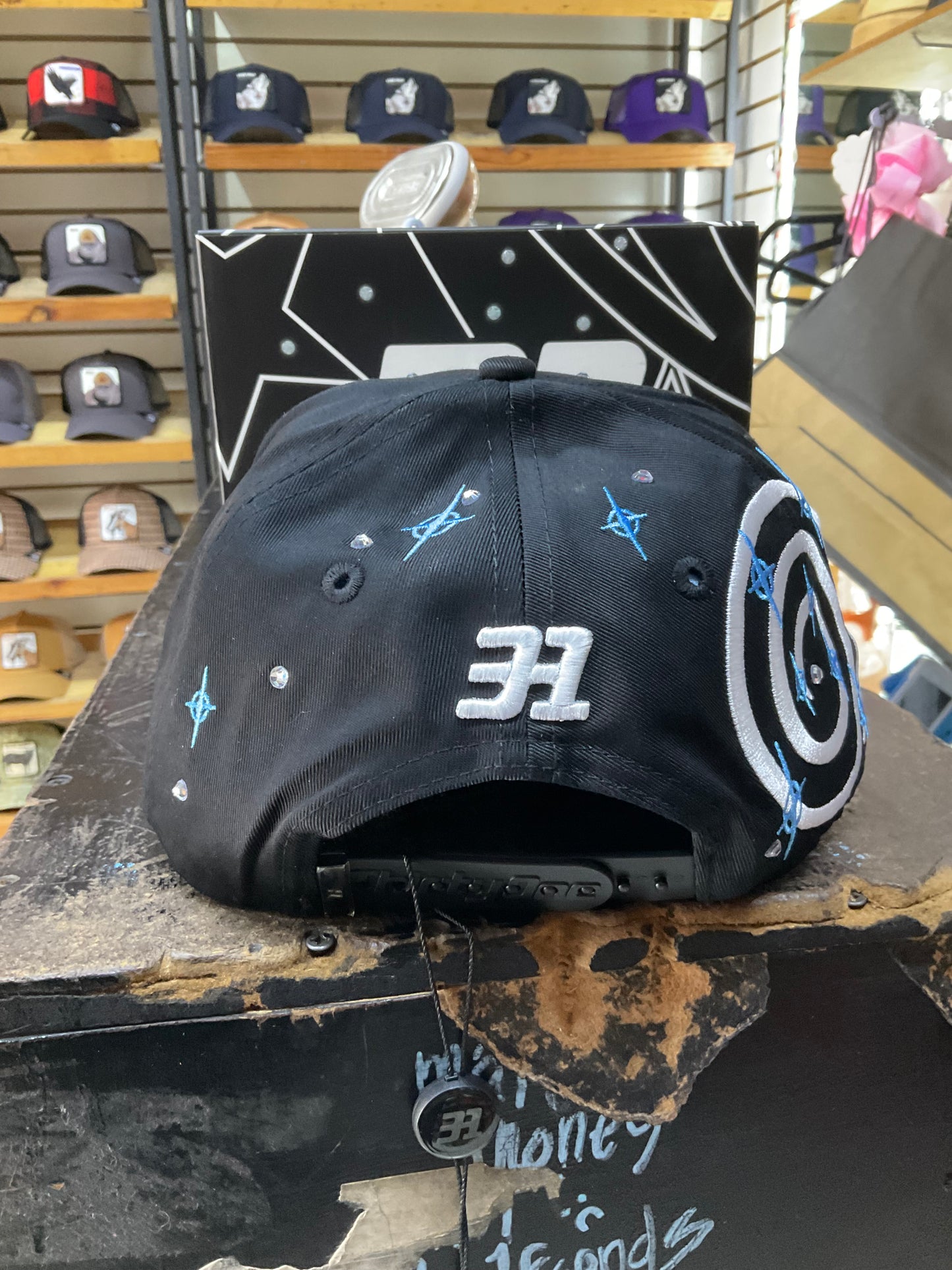 31 Hats / T - star