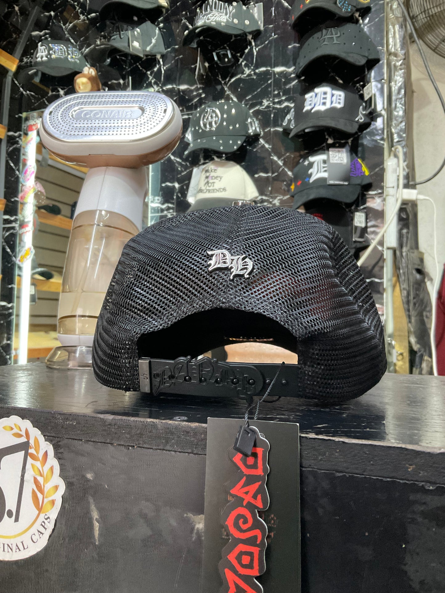 Dandy Hats Did This