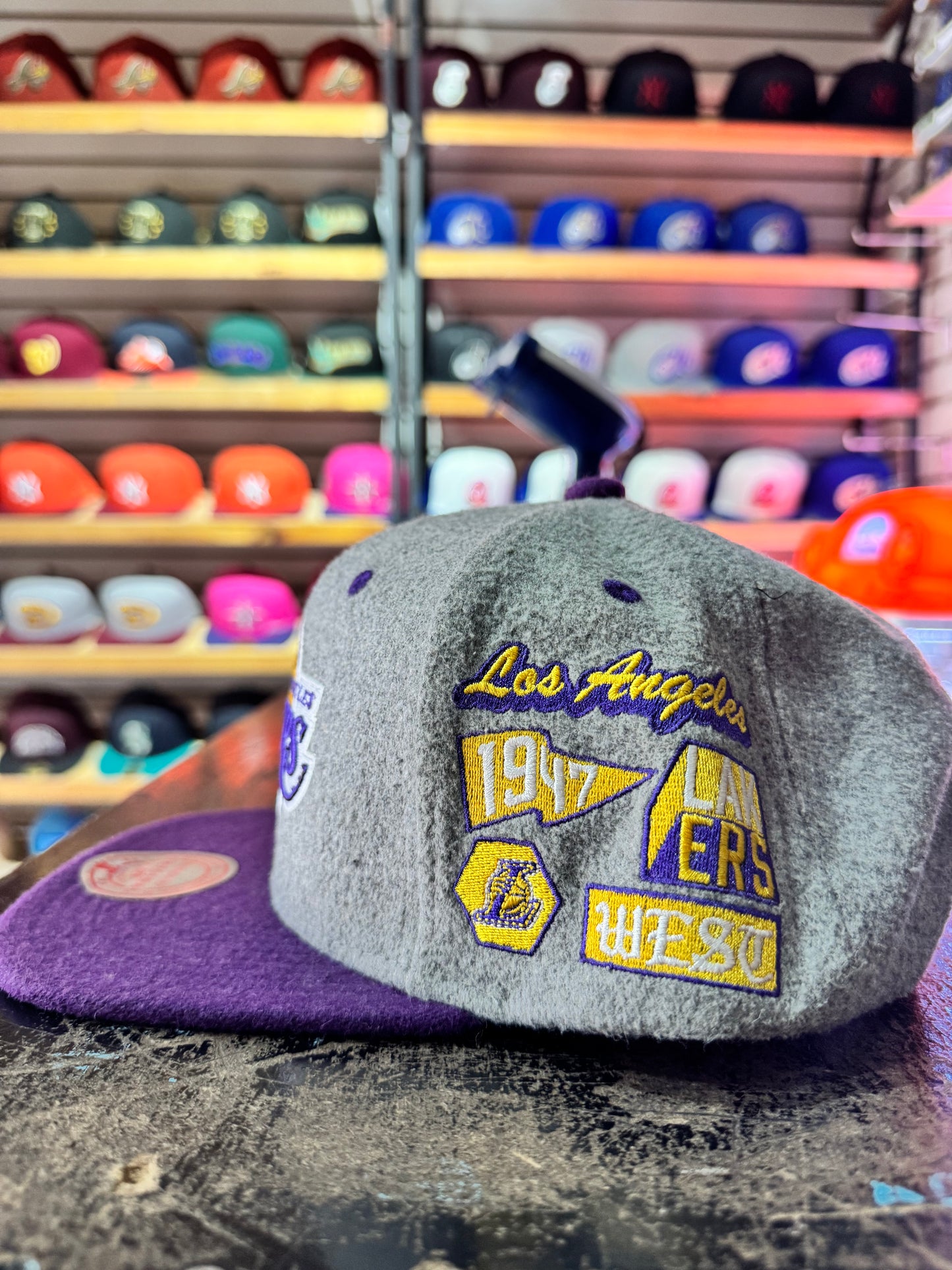 LAKERS