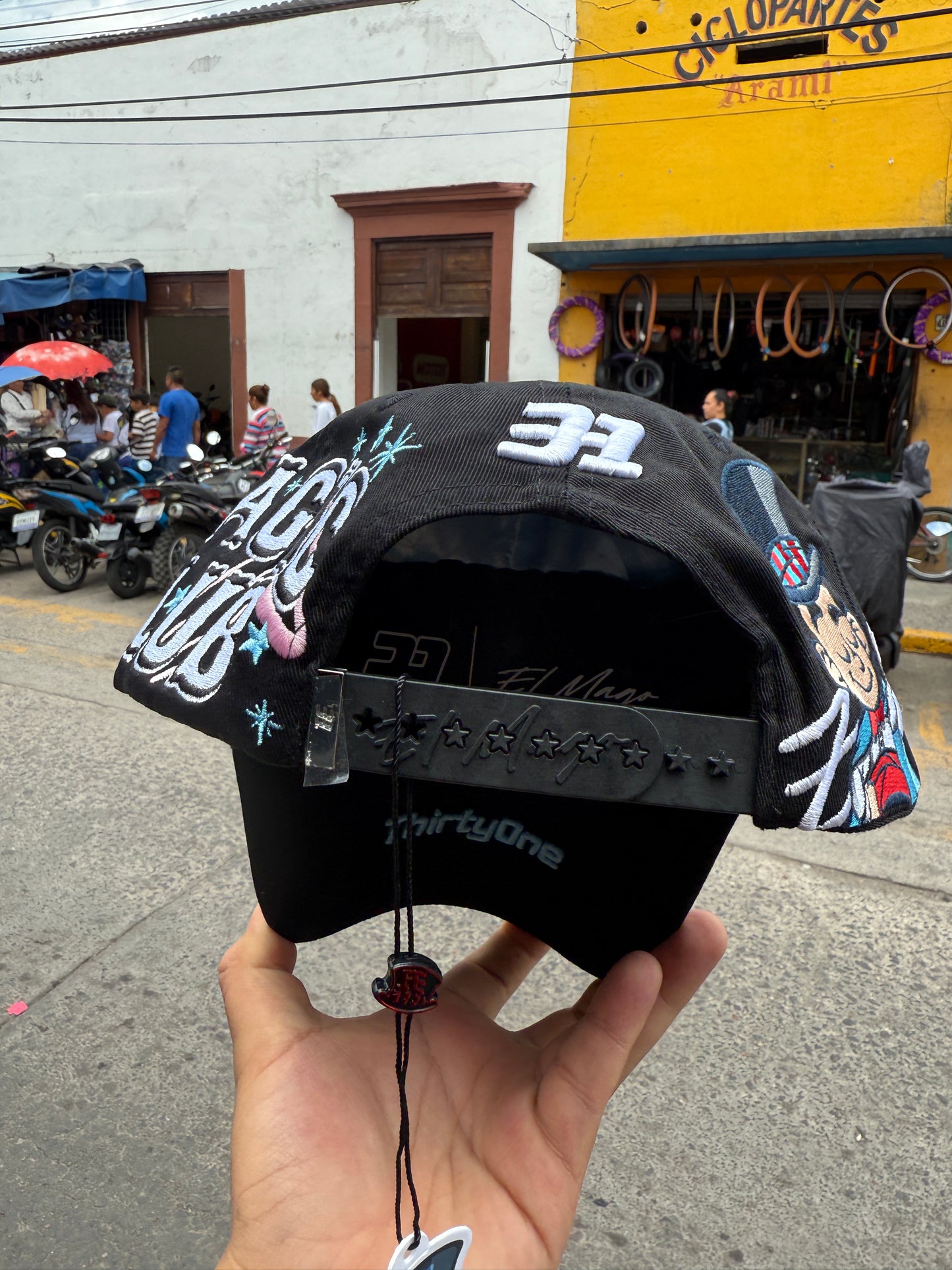 31 HATS