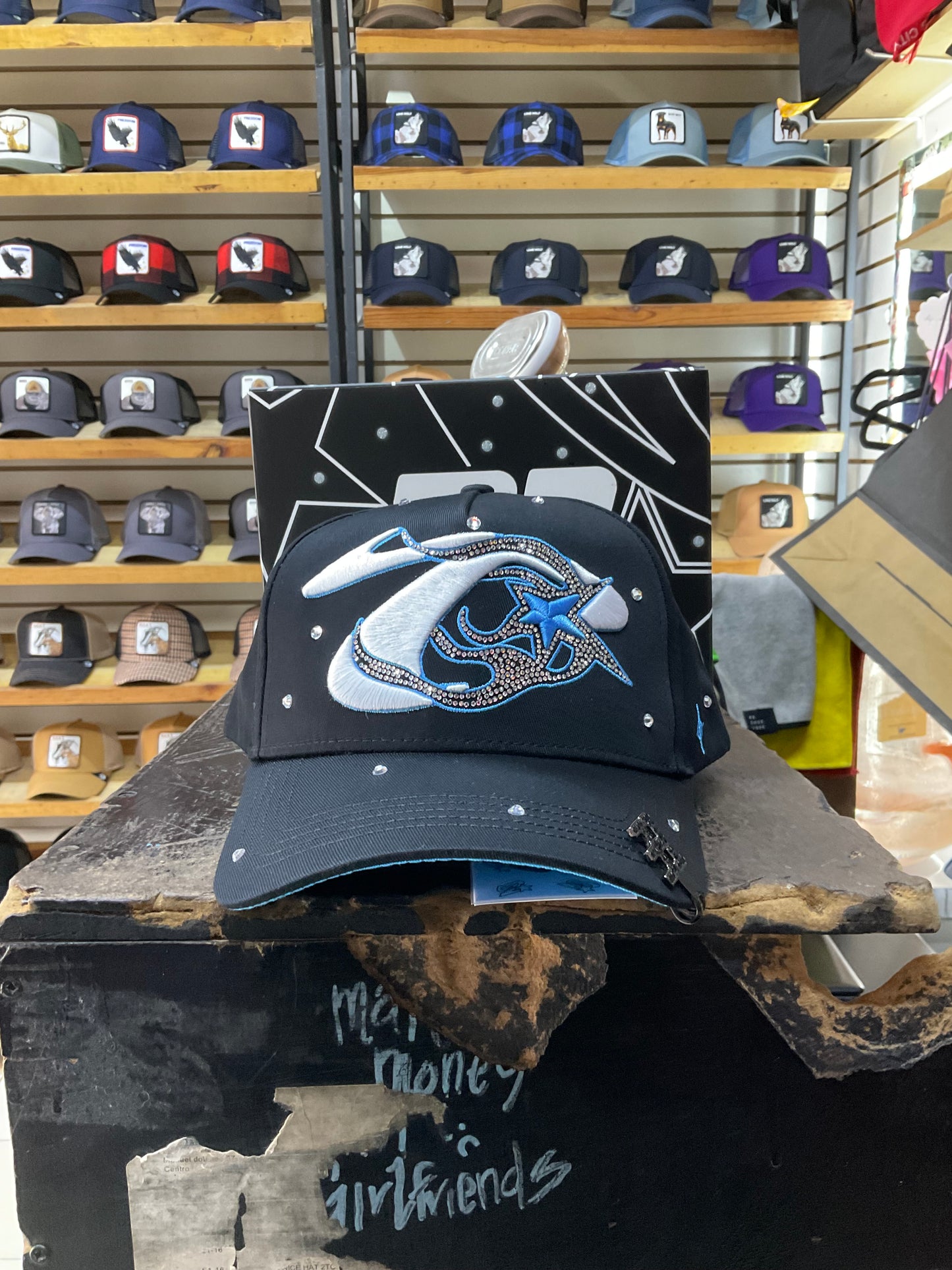 31 Hats / T - star