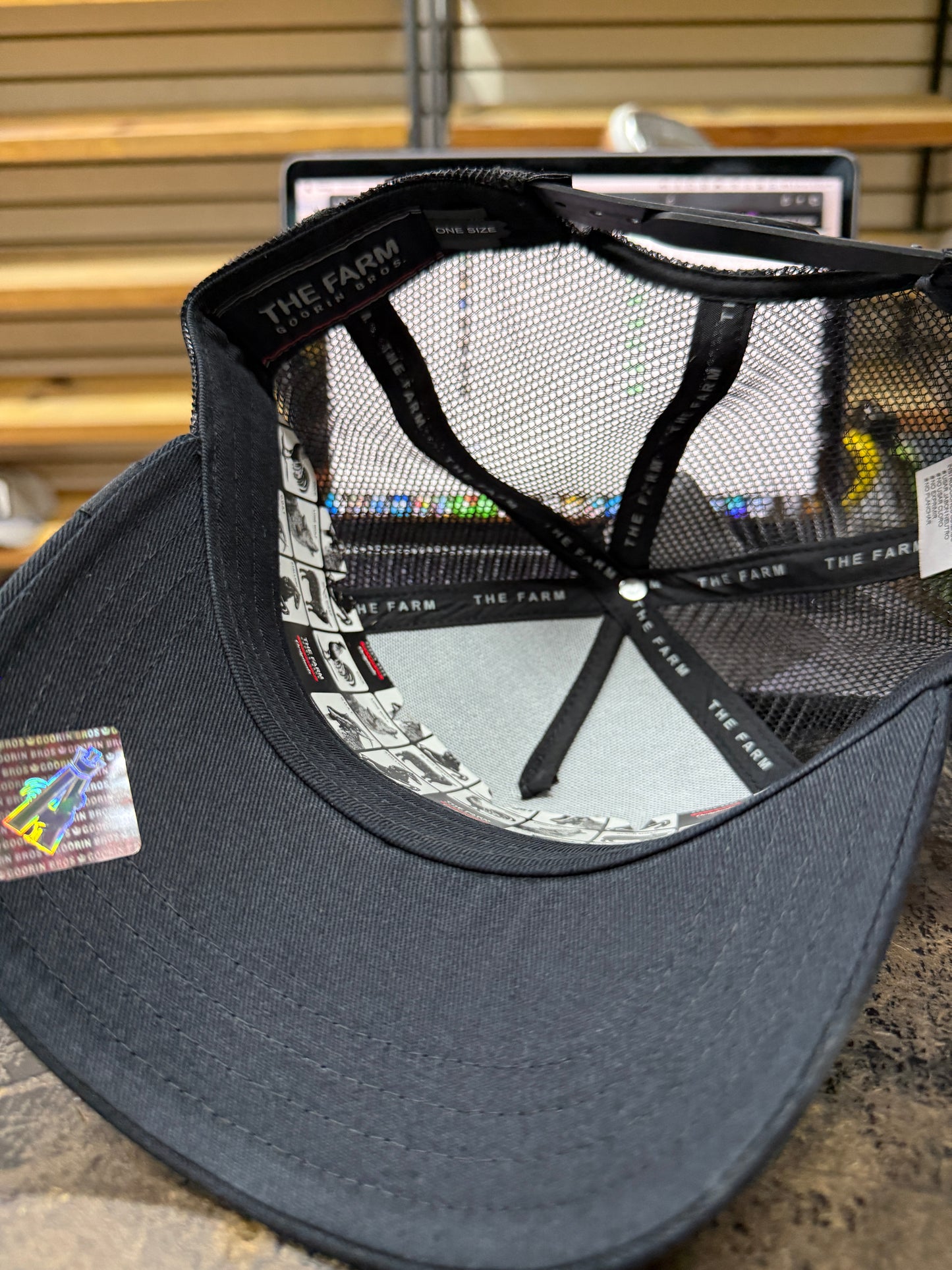 TIGER BLACK