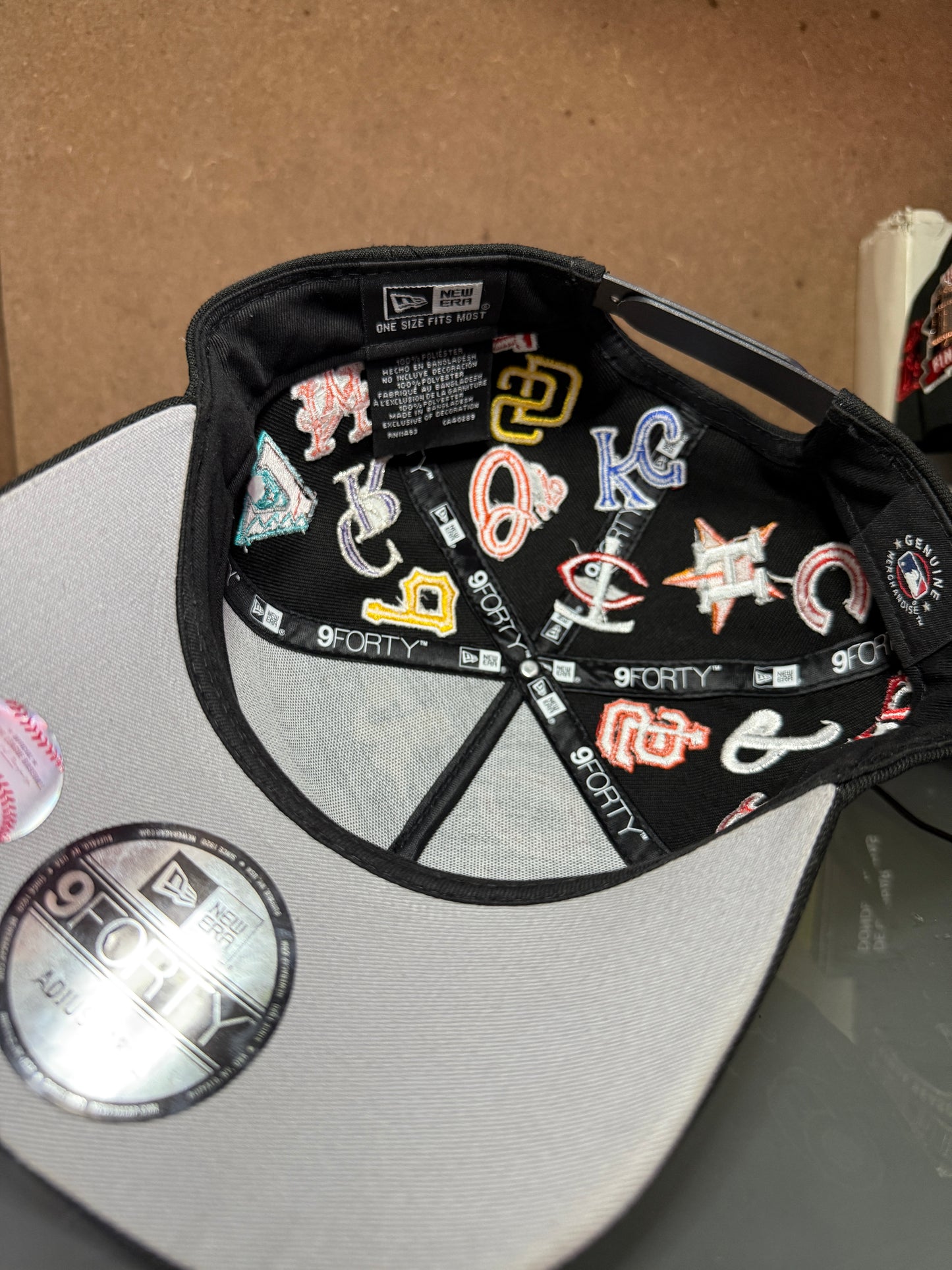 MULTI LOGOS